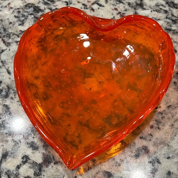 Vintage WALES (Made in Japan) - Orange Heart Shape Bubble Glass Bowl - Picture 1 of 5